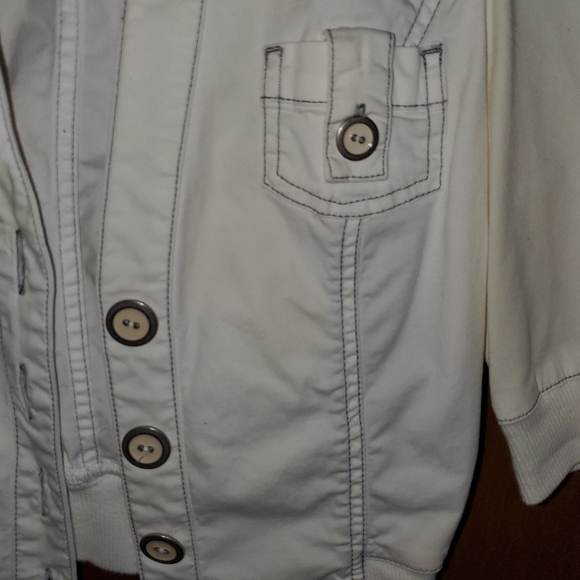 Jacket - Picture 2 of 4